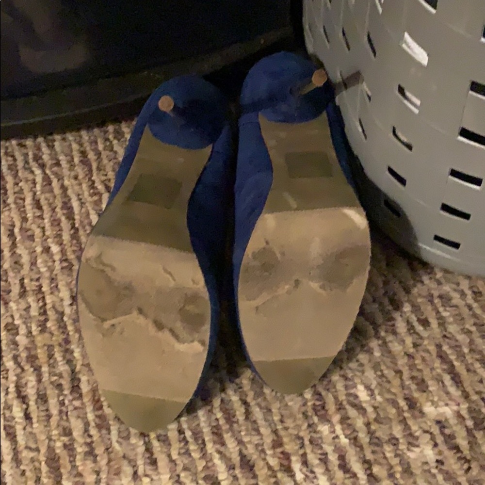 Blue stilettos - Picture 3 of 3